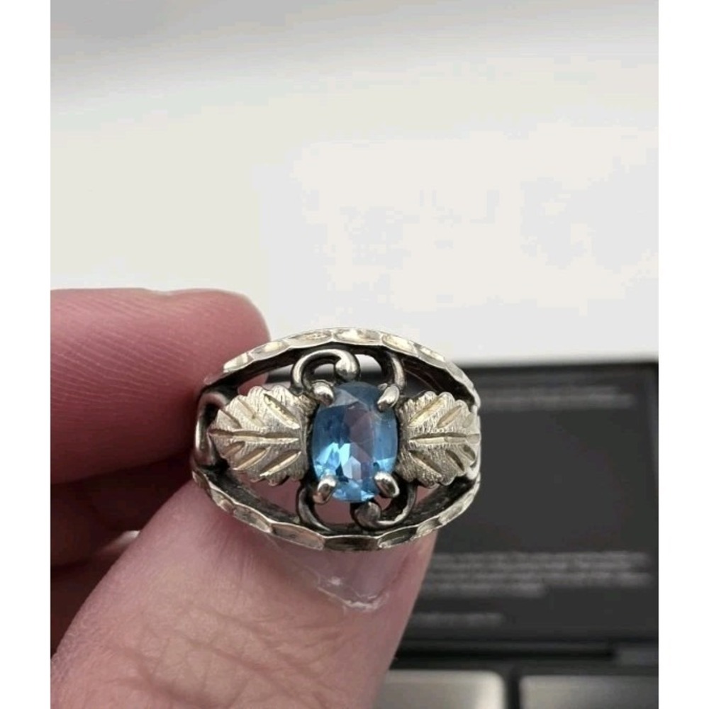 Vintage Black Hills Gold Leafs Sterling Silver w/Blue Topaz Lovely Ring Sz6